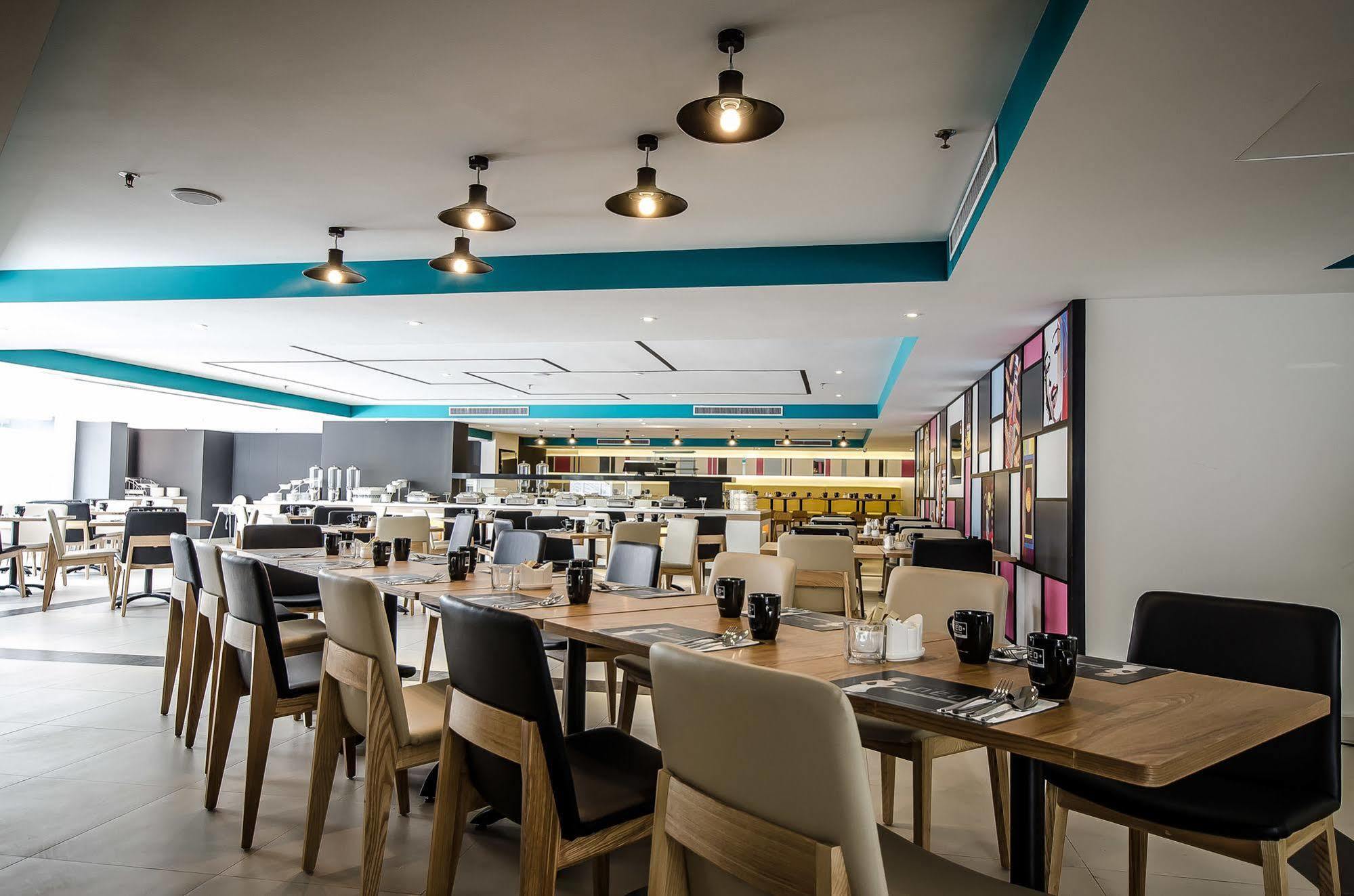 Neo+ Penang Hotel George Town Exterior photo