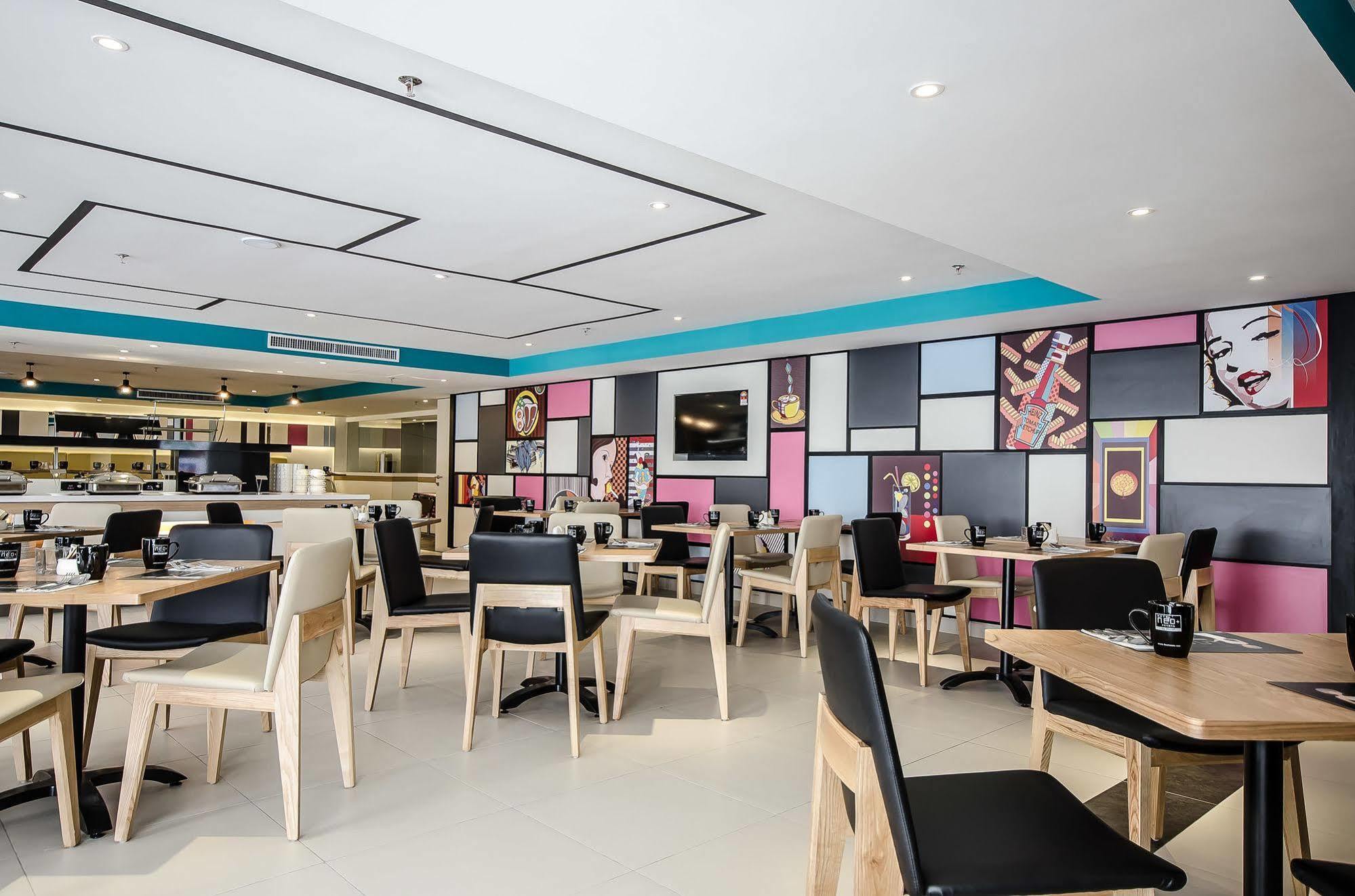 Neo+ Penang Hotel George Town Exterior photo