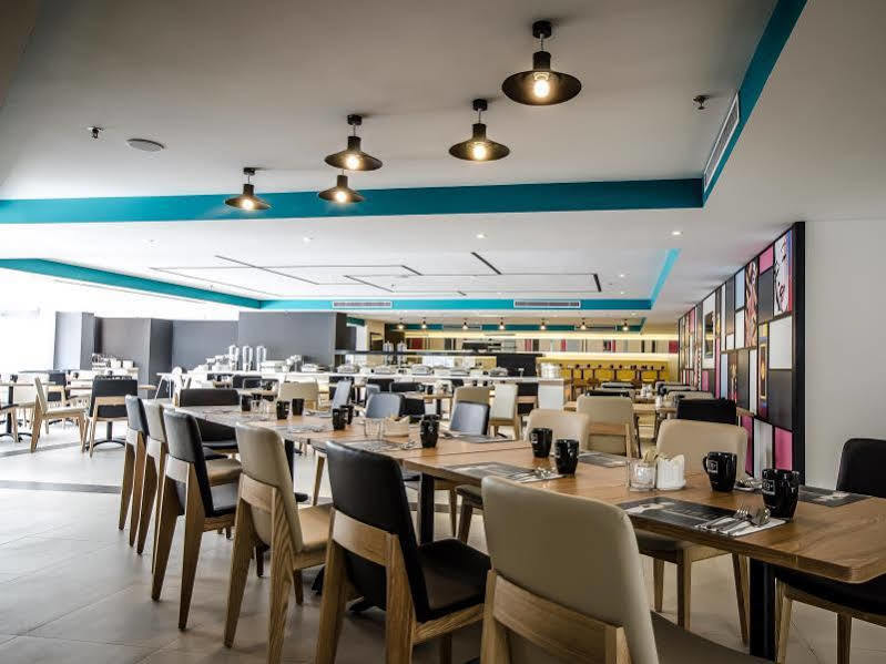Neo+ Penang Hotel George Town Exterior photo